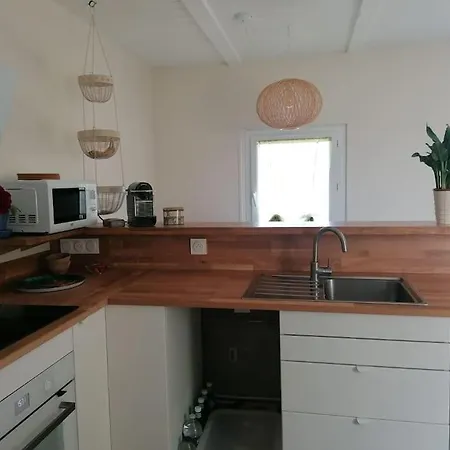 Charmante Maison Pres De La * Анель